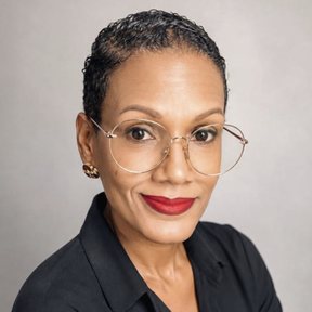 Portrait d'Astrid Emmanuelle MONTHIEUX, fondatrice d'AUMA